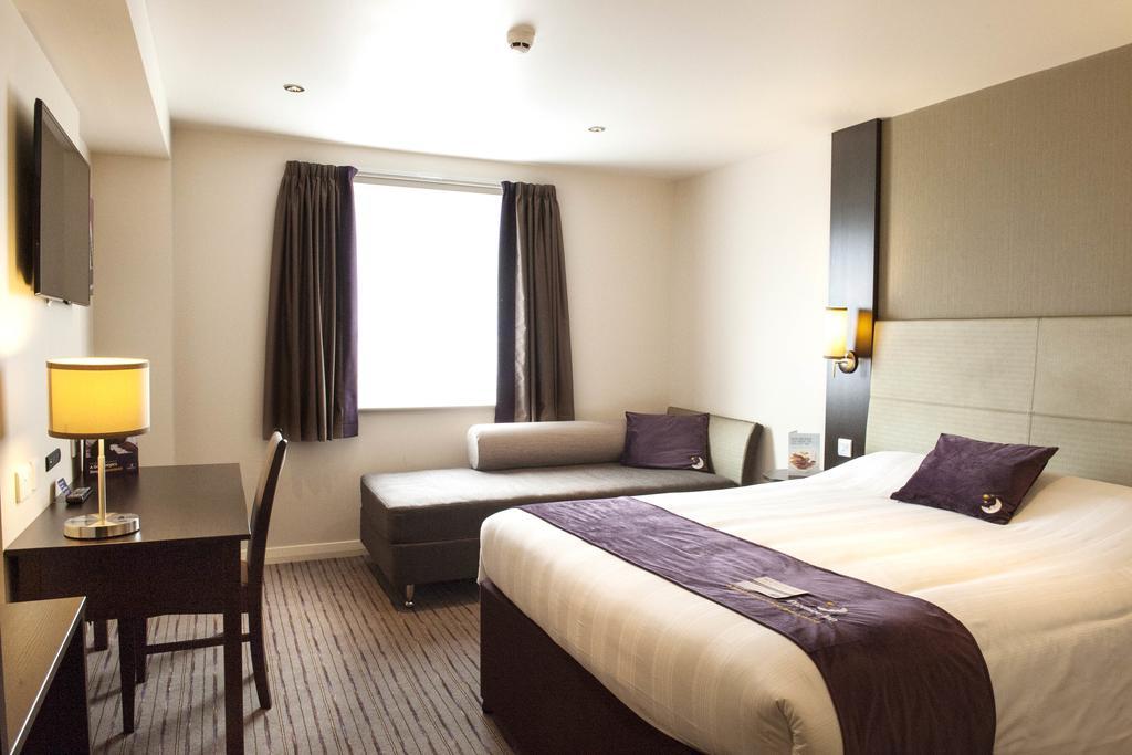 Premier Inn Watford North Quarto foto